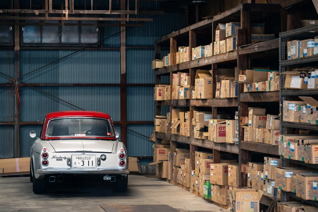 上海霖蒿服装2024春季女装批发新品面料与工艺解析